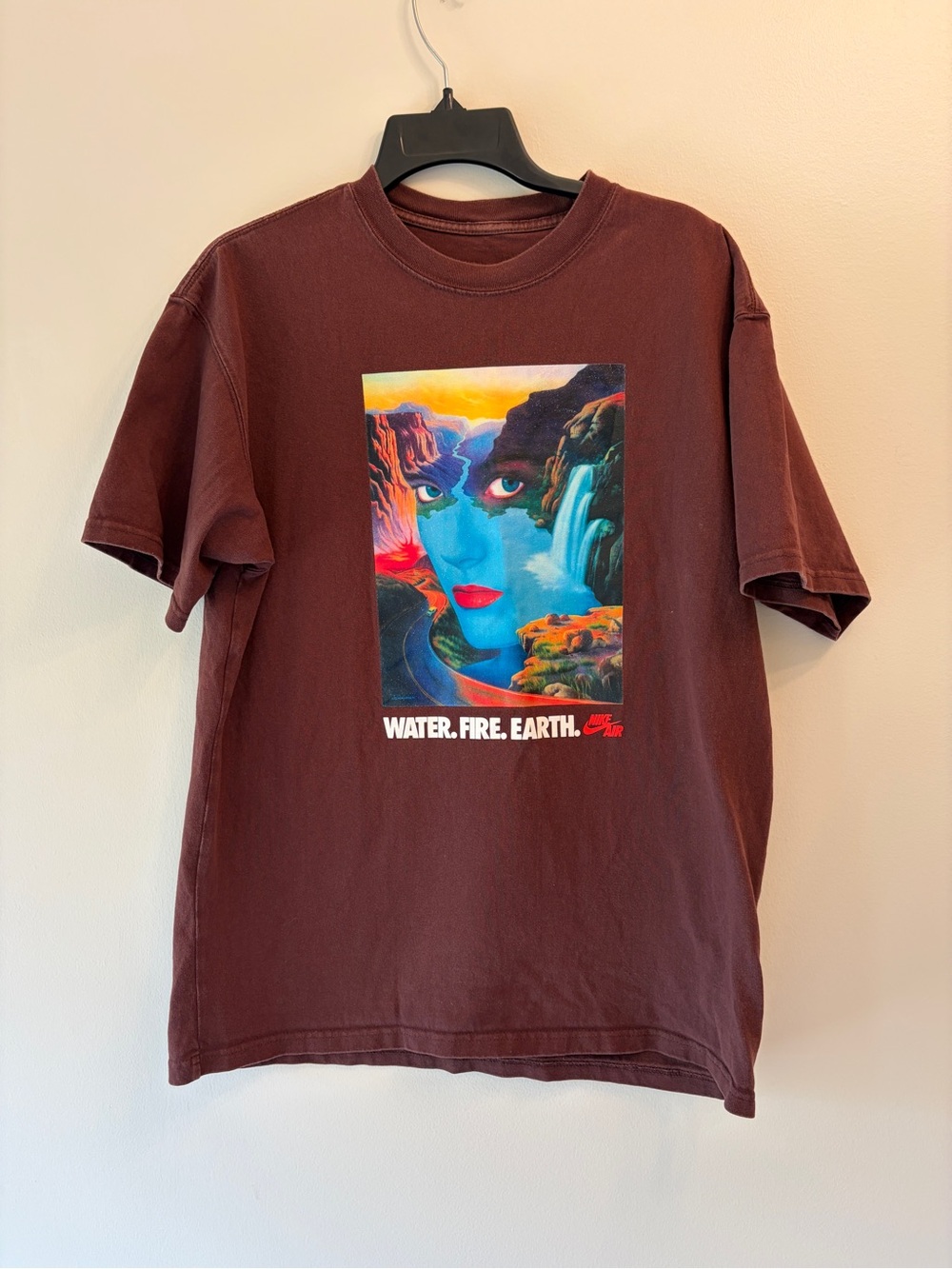 Nike | Men's Brown Short-Sleeve Max90 Earth Graphic Tee